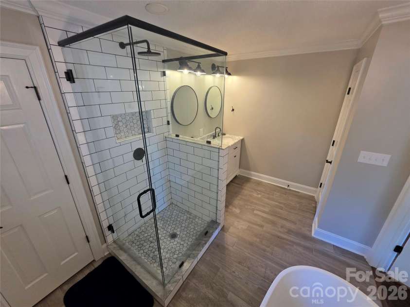 570 Crestside Drive, Concord, NC 28025.  MLS# CAR4433421, YatesRealty ID 18871. 