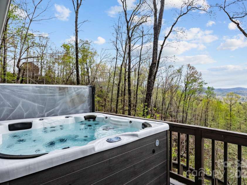 282 Ridgecrest Drive, Lake Lure, NC 28746.  MLS# CAR4242078, YatesRealty ID 18873. 