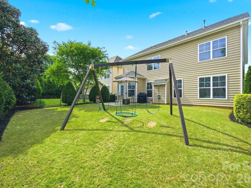 8029 Whitehawk Hill Road, Waxhaw, NC 28173.  MLS# CAR4369989, YatesRealty ID 18874. 