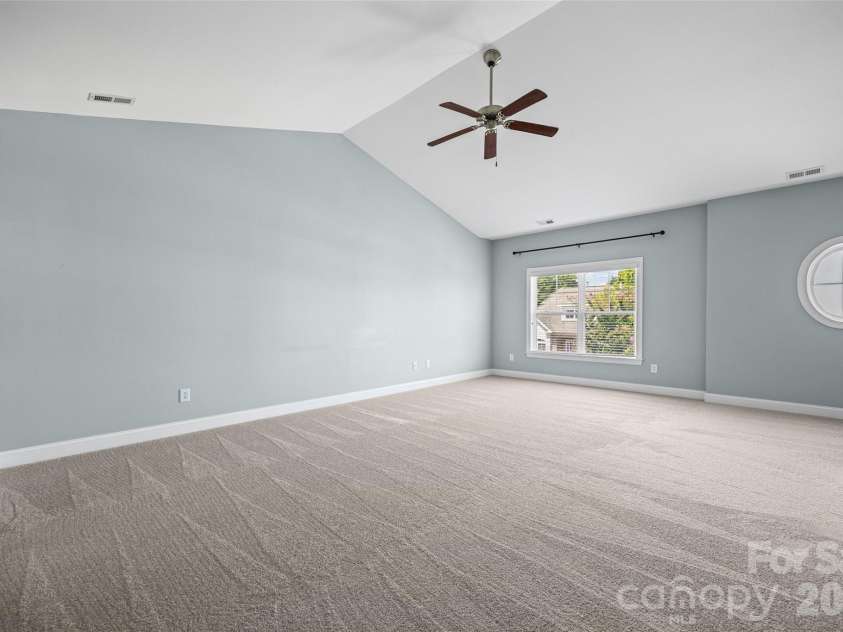 8029 Whitehawk Hill Road, Waxhaw, NC 28173.  MLS# CAR4422211, YatesRealty ID 18874. Spacious primary retreat