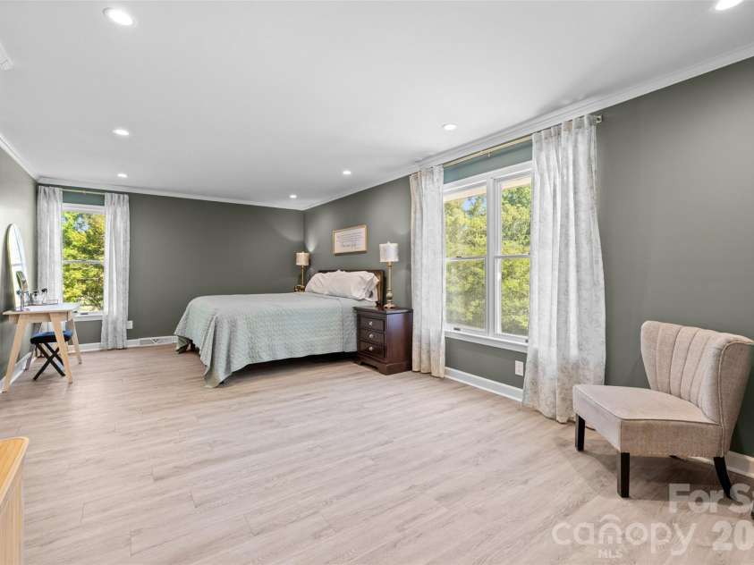 1709 Lakeview Drive, Monroe, NC 28112.  MLS# CAR4370444, YatesRealty ID 18875. 