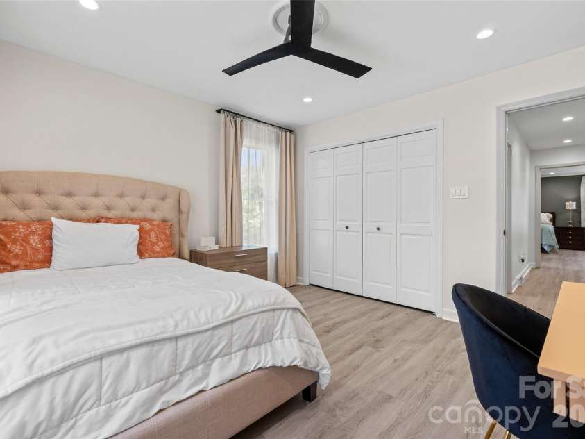 1709 Lakeview Drive, Monroe, NC 28112.  MLS# CAR4370444, YatesRealty ID 18875. 