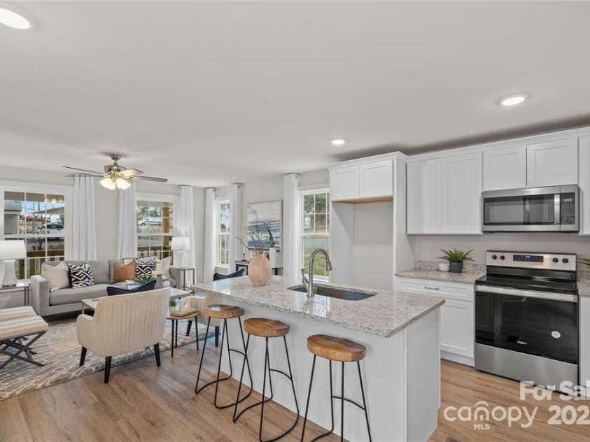 207 Putnam Street, Shelby, NC 28152.  MLS# CAR4270079, YatesRealty ID 18875. Representative Photo Only