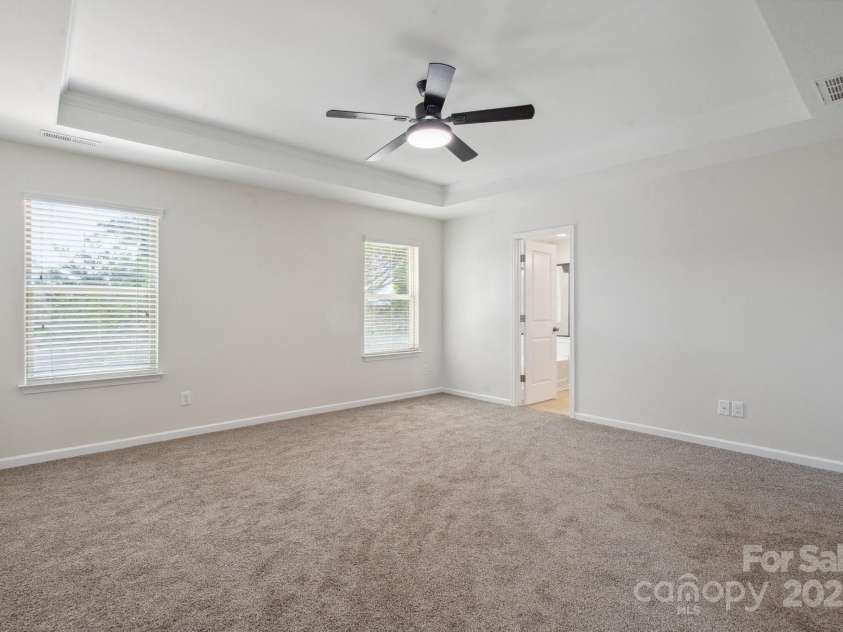 392 Winecoff Woods Drive, Concord, NC 28027.  MLS# CAR4259370, YatesRealty ID 18876. 