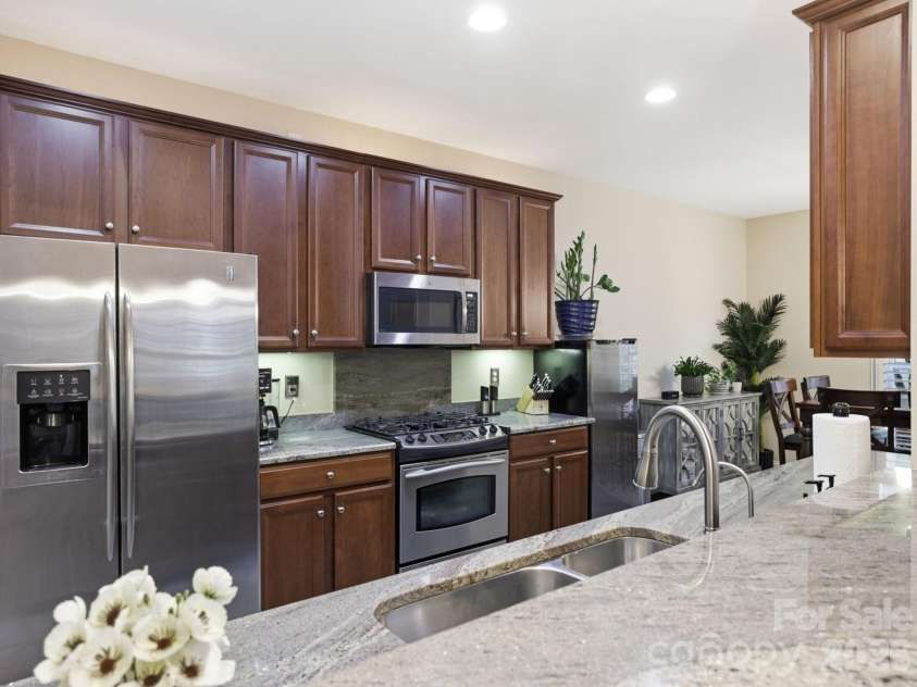 1177 Windsong Bay Lane, Tega Cay, SC 29708.  MLS# CAR4369095, YatesRealty ID 18879. 
