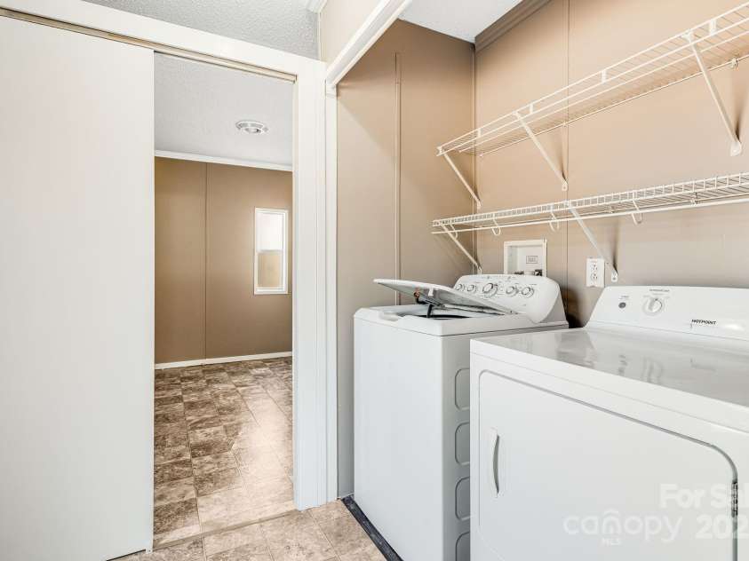 15 Cyrus Lane, Weaverville, NC 28787.  MLS# CAR4333784, YatesRealty ID 1888. 