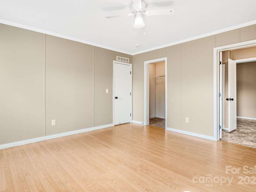 15 Cyrus Lane, Weaverville, NC 28787.  MLS# CAR4333784, YatesRealty ID 1888. 