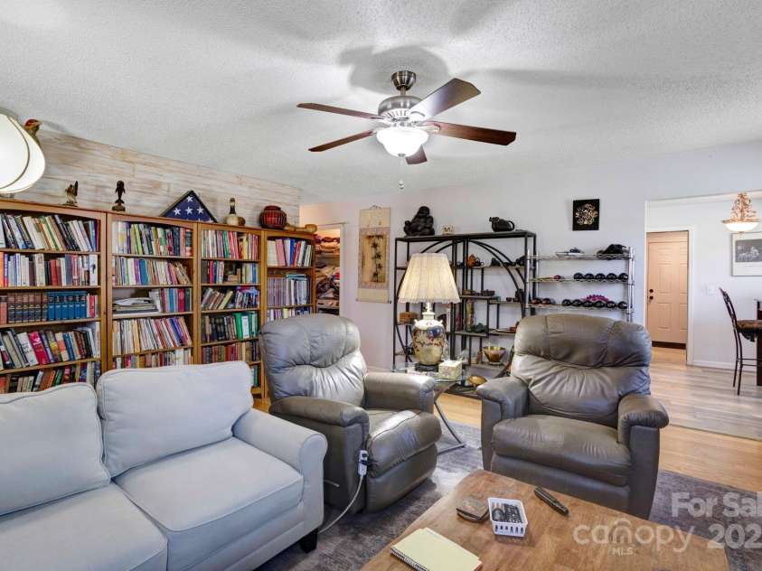 535 Vandora Suits Road, Murphy, NC 28906.  MLS# CAR4224261, YatesRealty ID 1888. 