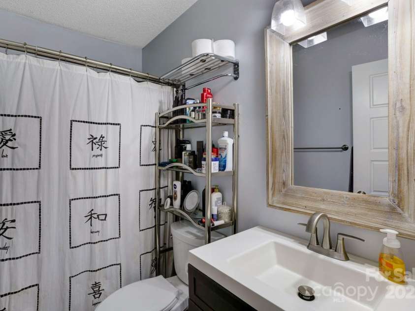 535 Vandora Suits Road, Murphy, NC 28906.  MLS# CAR4224261, YatesRealty ID 1888. 