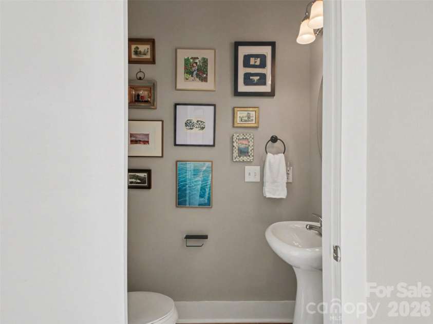 816 Cotton Gin Alley, Davidson, NC 28036.  MLS# CAR4375871, YatesRealty ID 18880. 