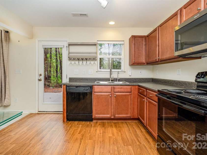 1213 Salvadore Court, Gastonia, NC 28052.  MLS# CAR4244630, YatesRealty ID 18882. 