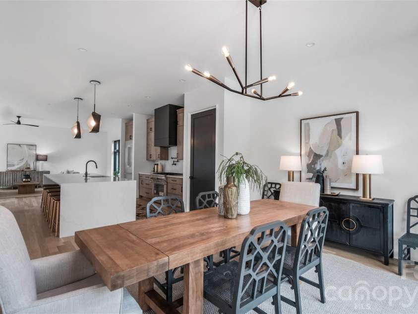 1511 Waverly Avenue, Charlotte, NC 28203.  MLS# CAR4335309, YatesRealty ID 18882. 