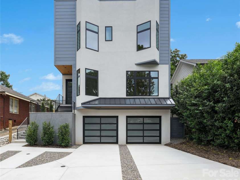 1511 Waverly Avenue, Charlotte, NC 28203.  MLS# CAR4335309, YatesRealty ID 18882. Exterior