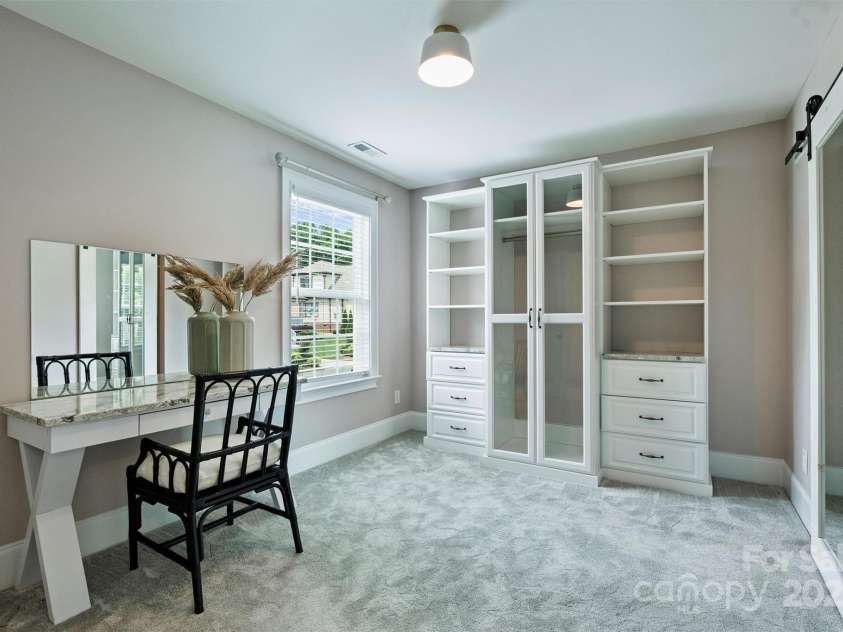2844 Georgia Avenue, Charlotte, NC 28205.  MLS# CAR4262632, YatesRealty ID 18883. 