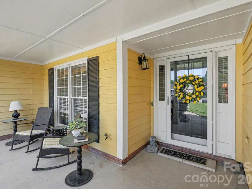 12201 Windus Court, Charlotte, NC 28273.  MLS# CAR4370686, YatesRealty ID 18884. 