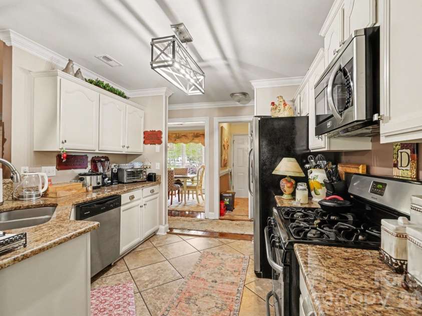 12201 Windus Court, Charlotte, NC 28273.  MLS# CAR4370686, YatesRealty ID 18884. 