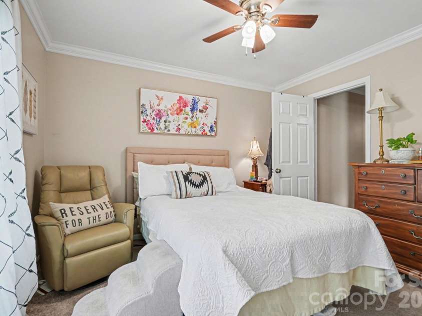 12201 Windus Court, Charlotte, NC 28273.  MLS# CAR4370686, YatesRealty ID 18884. 