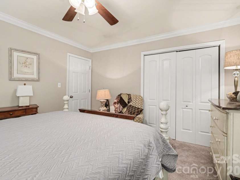 12201 Windus Court, Charlotte, NC 28273.  MLS# CAR4370686, YatesRealty ID 18884. 