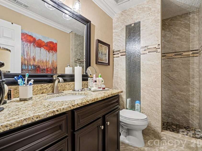 12201 Windus Court, Charlotte, NC 28273.  MLS# CAR4370686, YatesRealty ID 18884. 