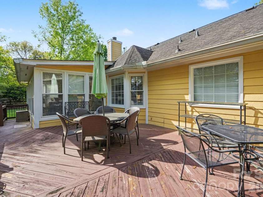 12201 Windus Court, Charlotte, NC 28273.  MLS# CAR4370686, YatesRealty ID 18884. 