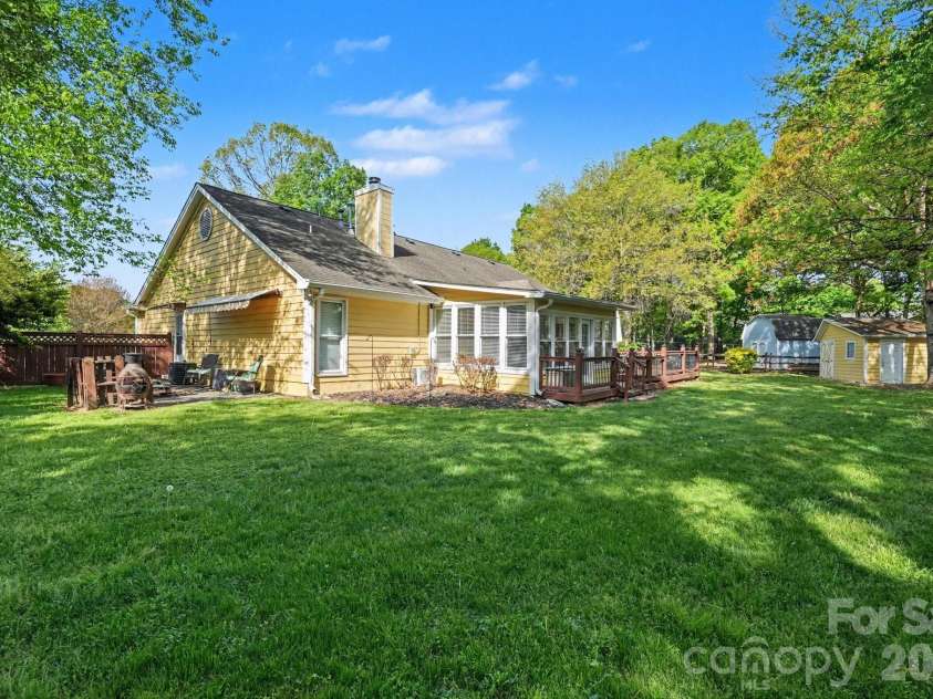 12201 Windus Court, Charlotte, NC 28273.  MLS# CAR4370686, YatesRealty ID 18884. 