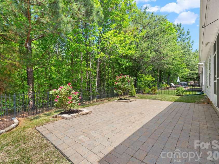 24522 Blue Heron Circle, Lancaster, SC 29720.  MLS# CAR4375579, YatesRealty ID 18885. Beautiful patio, fenced yard