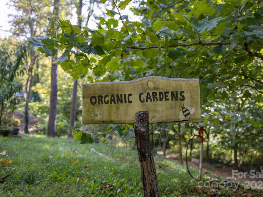 9 Orrinel Way, Asheville, NC 28806.  MLS# CAR4257922, YatesRealty ID 18885. Organic Gardens
