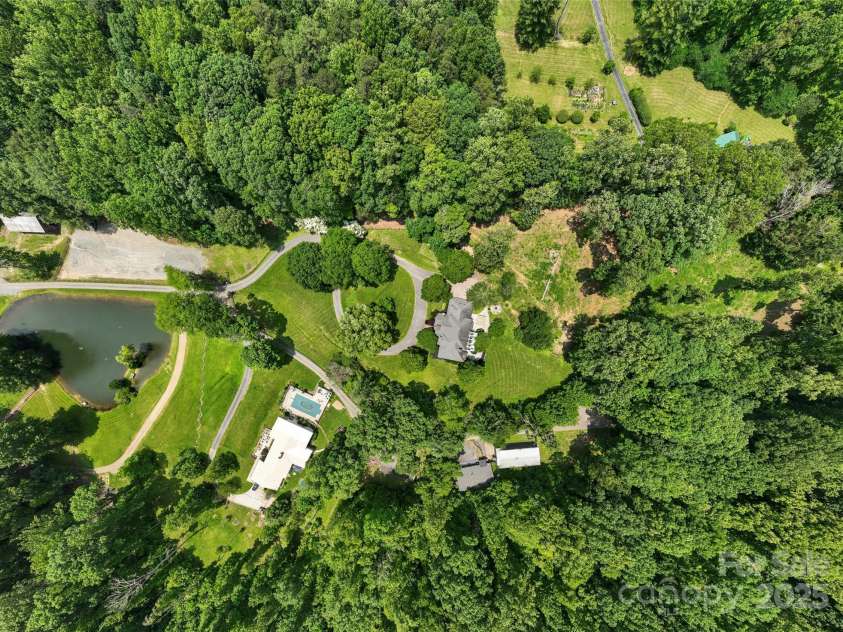 118 Holcombe Cove Road, Candler, NC 28715.  MLS# CAR4267298, YatesRealty ID 18886. 