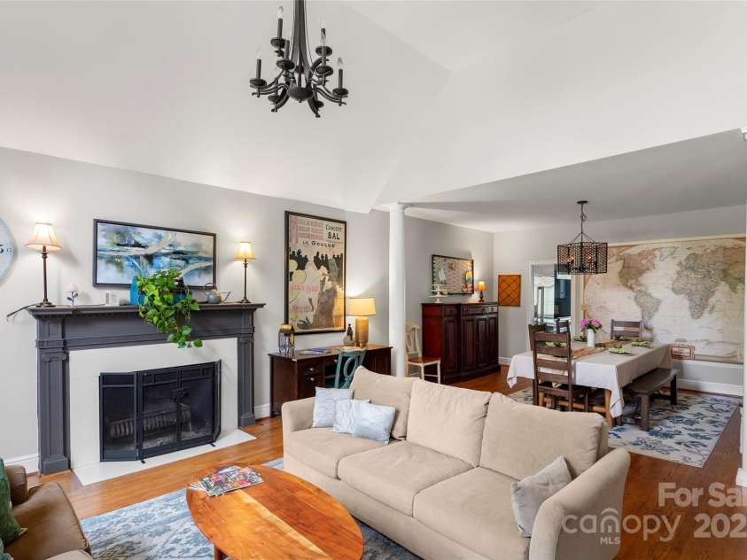 118 Holcombe Cove Road, Candler, NC 28715.  MLS# CAR4267298, YatesRealty ID 18886. 