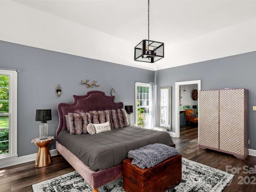 118 Holcombe Cove Road, Candler, NC 28715.  MLS# CAR4267298, YatesRealty ID 18886. 
