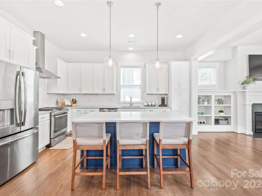 5210 Kelly Street, Charlotte, NC 28205.  MLS# CAR4293094, YatesRealty ID 18887. 