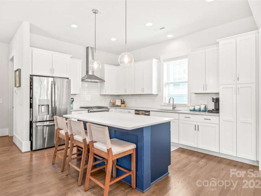 5210 Kelly Street, Charlotte, NC 28205.  MLS# CAR4293094, YatesRealty ID 18887. 