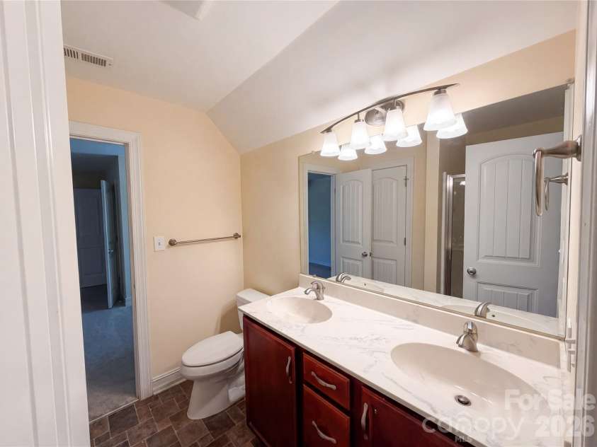 134 Springway Drive, Kannapolis, NC 28081.  MLS# CAR4378292, YatesRealty ID 18888. 