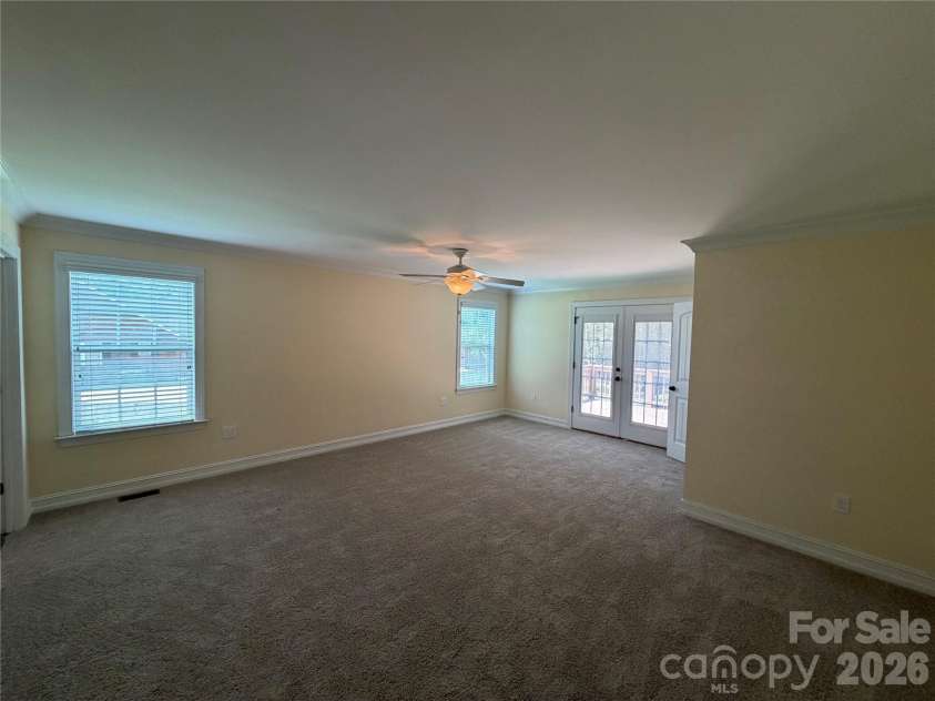 134 Springway Drive, Kannapolis, NC 28081.  MLS# CAR4378292, YatesRealty ID 18888. 