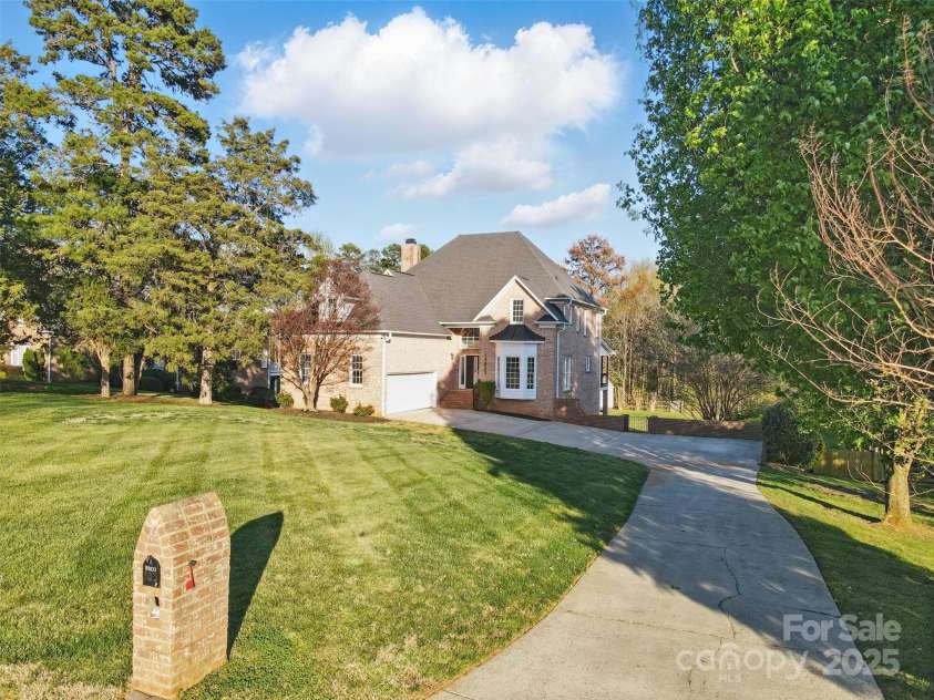 13833 Jonathans Ridge Road, Mint Hill, NC 28227.  MLS# CAR4240122, YatesRealty ID 18888. 