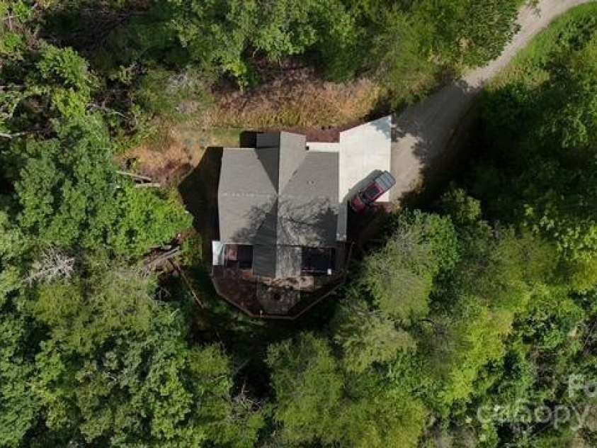 79 Abbey View Road, Bryson City, NC 28713.  MLS# CAR4301815, YatesRealty ID 1889. 