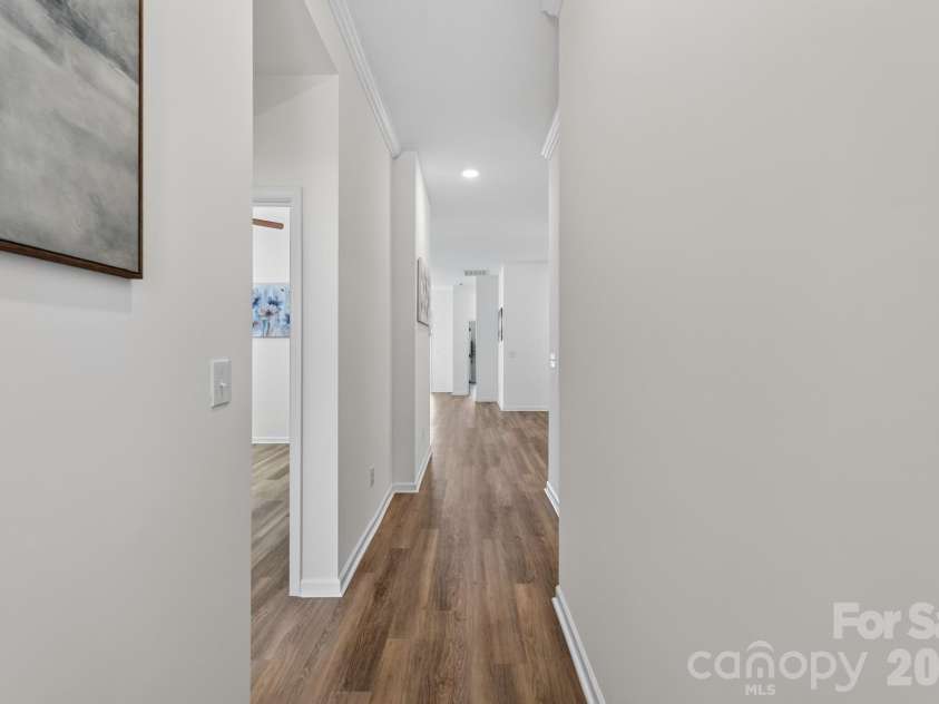 1338 Encore Lane, Waxhaw, NC 28173.  MLS# CAR4395212, YatesRealty ID 18890. Hallway 
