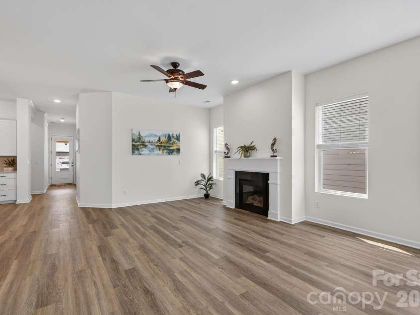 1338 Encore Lane, Waxhaw, NC 28173.  MLS# CAR4395212, YatesRealty ID 18890. Open Family Room