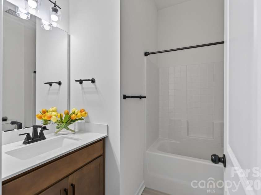 1338 Encore Lane, Waxhaw, NC 28173.  MLS# CAR4395212, YatesRealty ID 18890. Secondary Bathroom