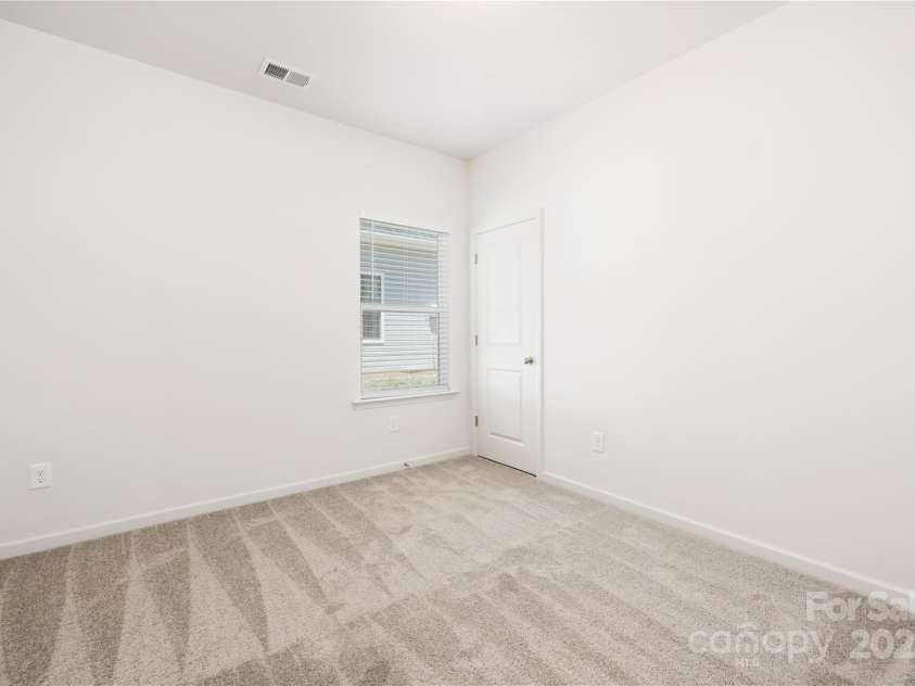 1231 Edgewood Road, Charlotte, NC 28208.  MLS# CAR4268873, YatesRealty ID 18891. Representation