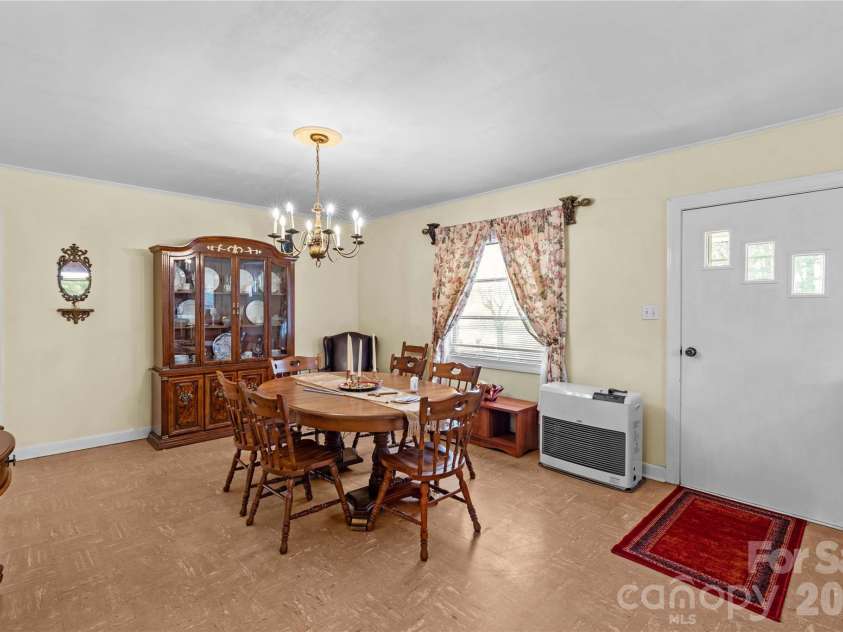 151 Bent Twig Drive, Statesville, NC 28677.  MLS# CAR4369166, YatesRealty ID 18891. 