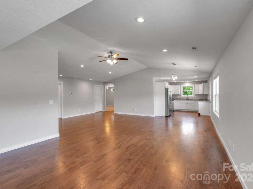 123 Dapple Road, Candler, NC 28715.  MLS# CAR4257282, YatesRealty ID 18892. Main Entrance to interior