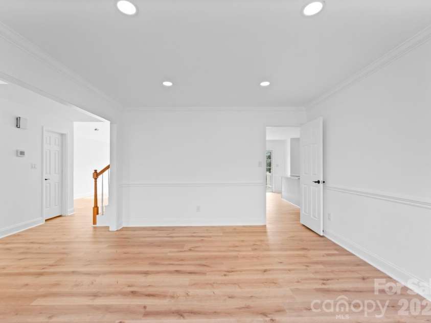 14340 Kendalton Meadow Drive, Mint Hill, NC 28227.  MLS# CAR4343140, YatesRealty ID 18892. 