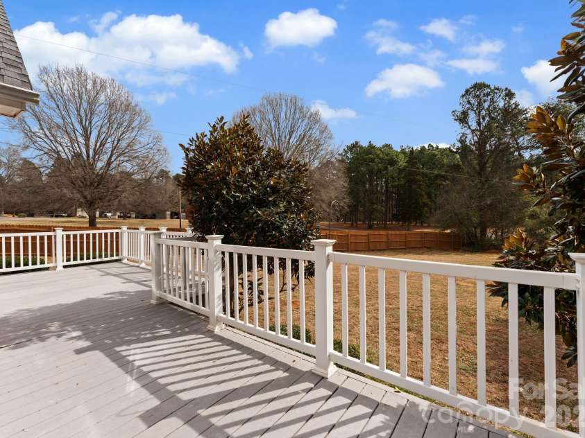 14340 Kendalton Meadow Drive, Mint Hill, NC 28227.  MLS# CAR4343140, YatesRealty ID 18892. 