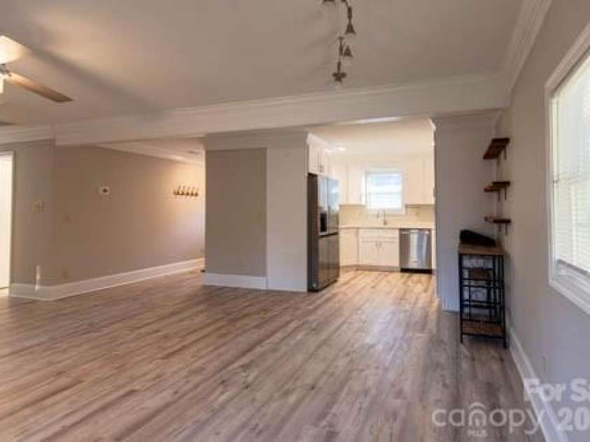 138 Pacific Drive, Statesville, NC 28677.  MLS# CAR4346044, YatesRealty ID 18893. Open Floor Plan