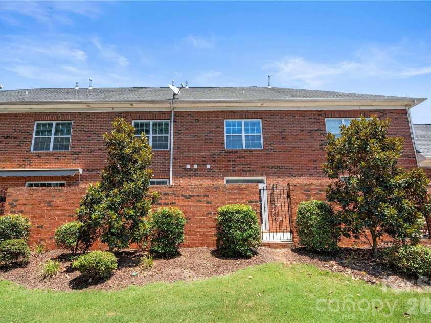 904 Ospre Lane, Fort Mill, SC 29708.  MLS# CAR4369708, YatesRealty ID 18895. 