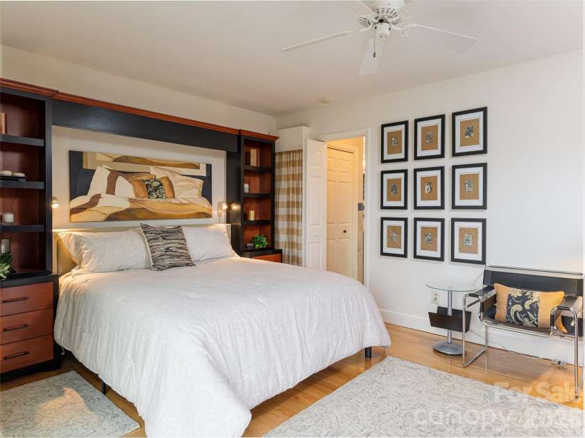 50 Park Avenue, Asheville, NC 28803.  MLS# CAR4351911, YatesRealty ID 18897. 