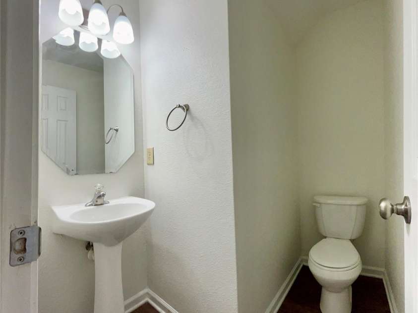 12713 Frank Wiley Lane, Charlotte, NC 28278.  MLS# CAR4250823, YatesRealty ID 18898. 