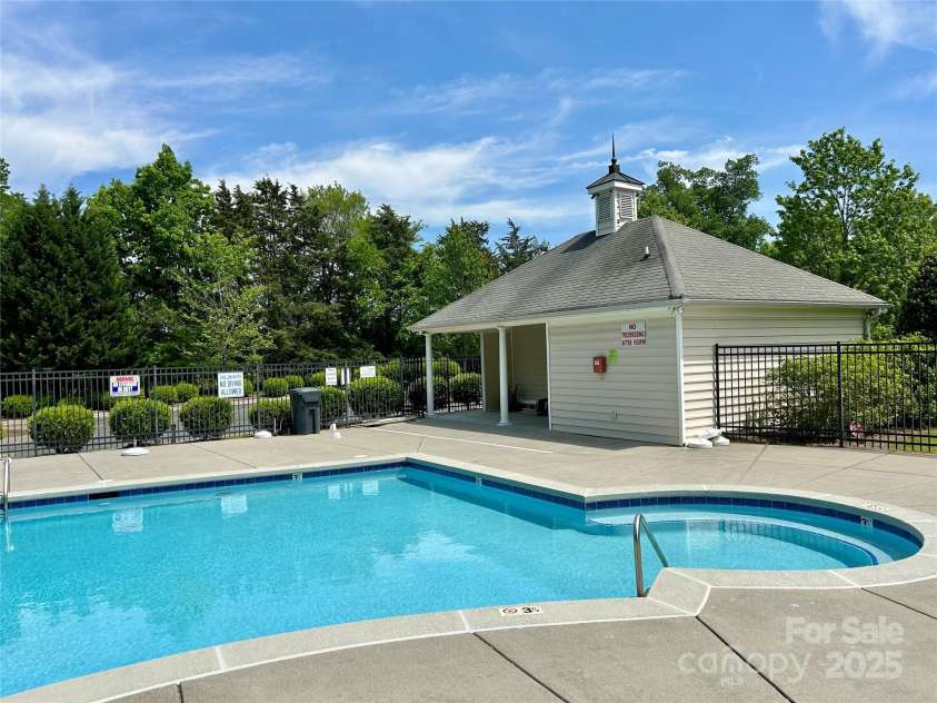 12713 Frank Wiley Lane, Charlotte, NC 28278.  MLS# CAR4250823, YatesRealty ID 18898. 