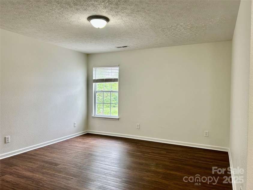 12713 Frank Wiley Lane, Charlotte, NC 28278.  MLS# CAR4250823, YatesRealty ID 18898. 